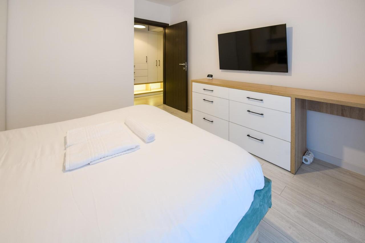 Smart Concept Living Plaza Daire Bükreş Dış mekan fotoğraf